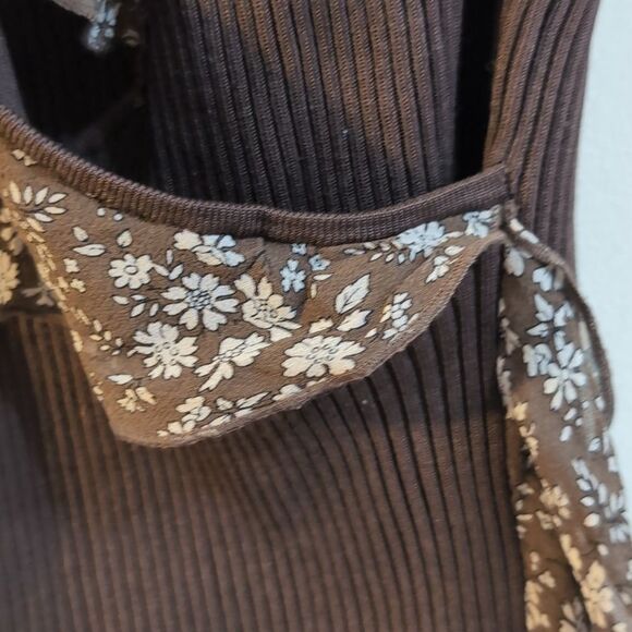 Wrap effect body fit silk blend Mocha brown top stretchy with silk raffl… - Picture 4 of 14